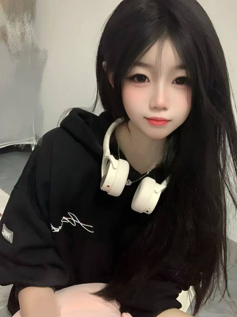 君临国际私影