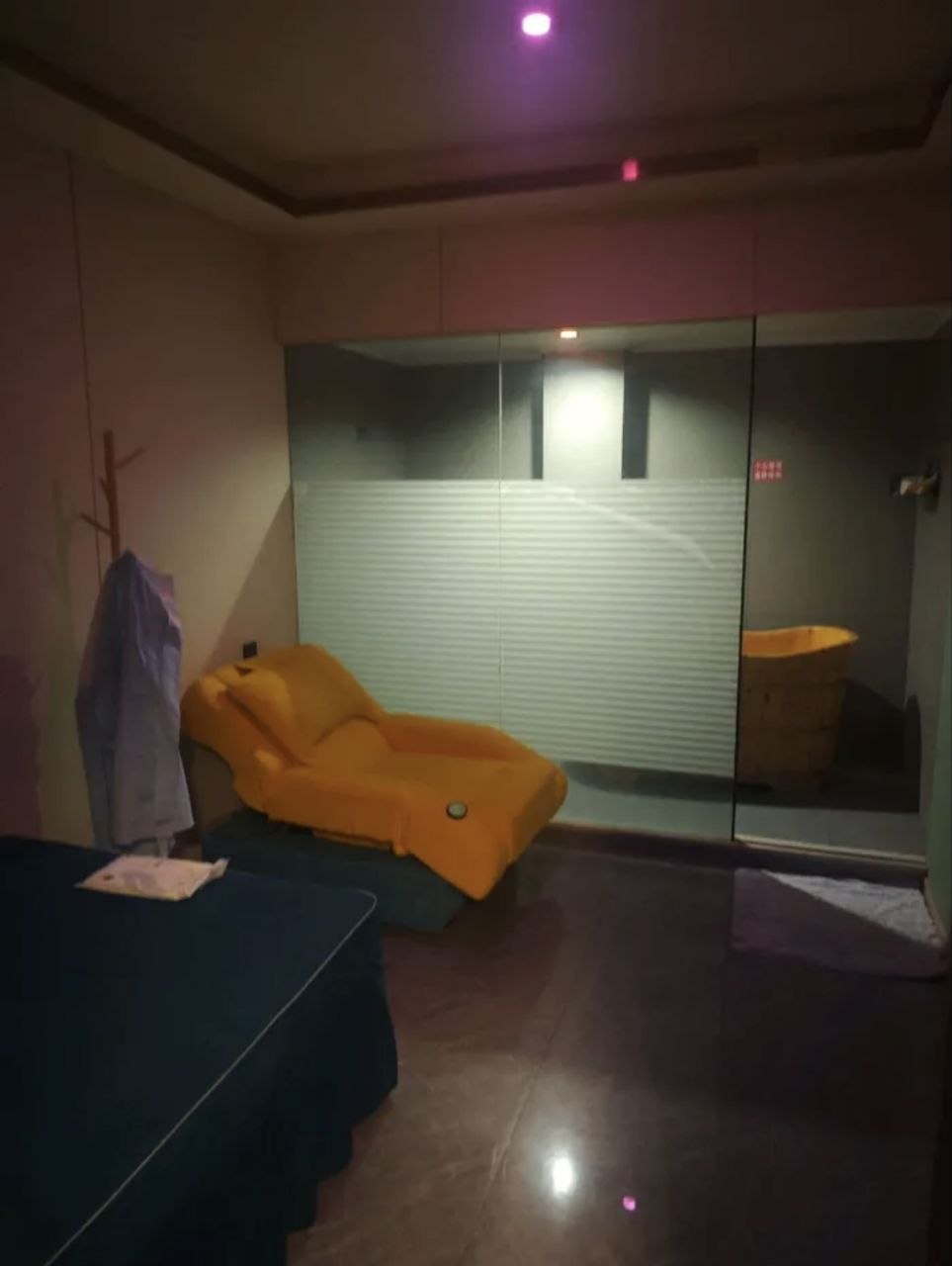 星沙卜蜂莲花保健SPA