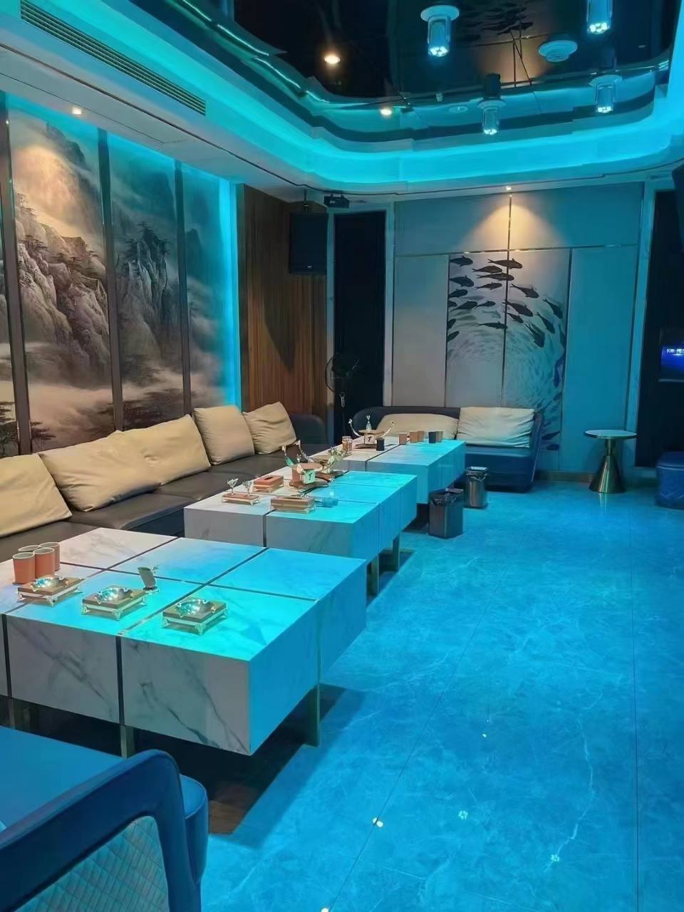 柏曼酒店KTV
